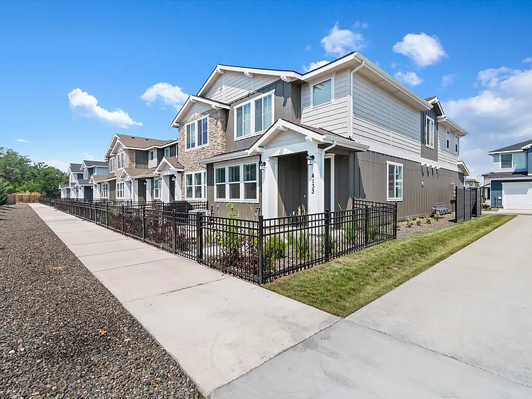 4133 W Steel Grey Ln — Photo 3