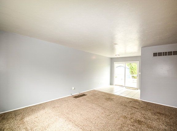5th image of 503 S Marjorie Ave