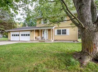 451 Helen St, Brooklyn, MI 49230
