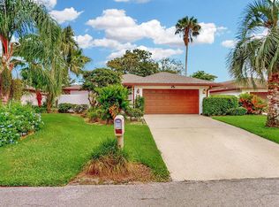9 Abbey Ct, Haines City, FL 33844