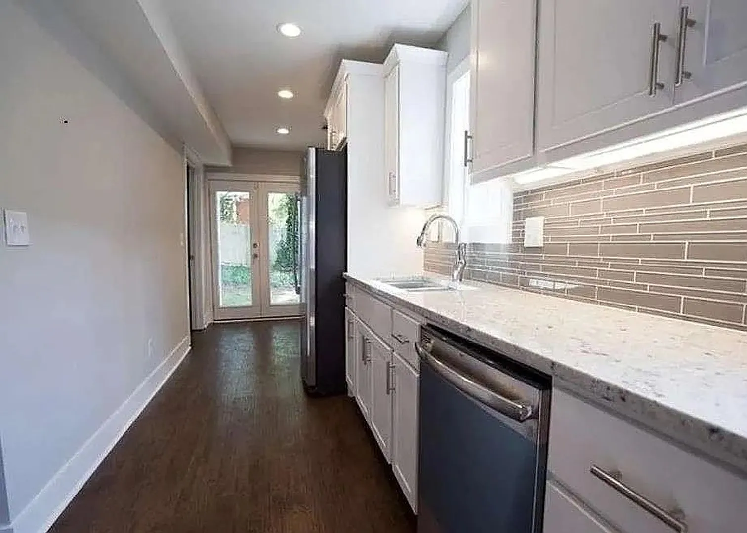 Room in 4 Bedroom Home in Atlanta — Photo 1