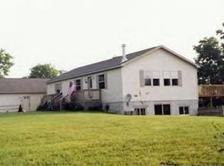 5068 N Larson Rd, Fountain, MI 49410
