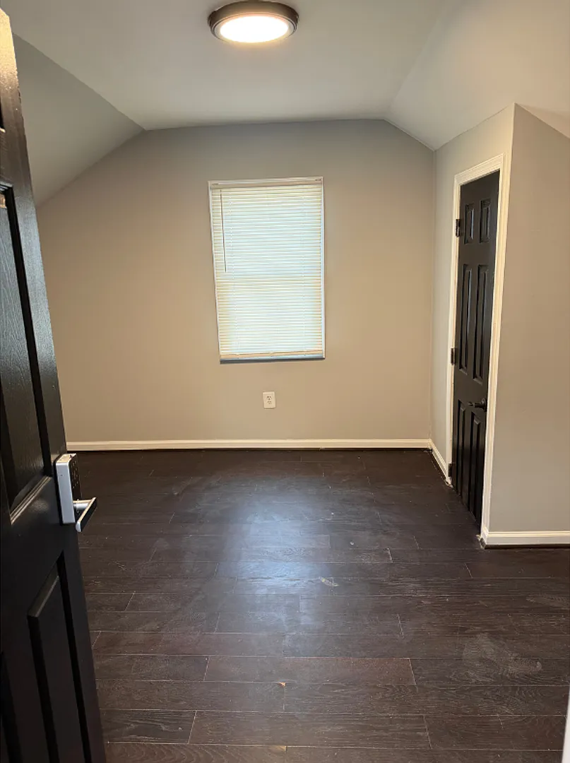 4613 Asbury Ave $700 Room Available (Shared Bath) — Photo 2