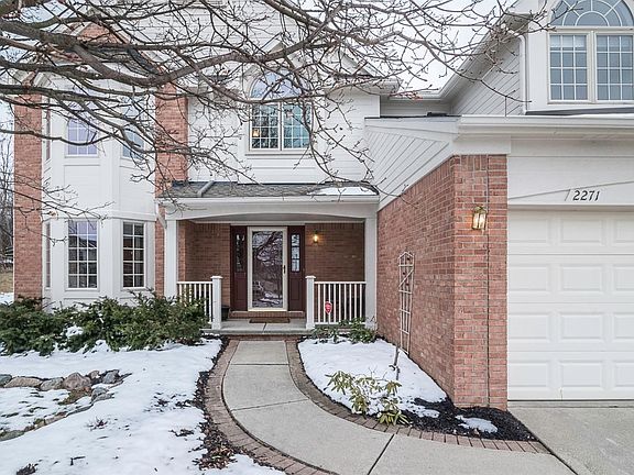 2nd image of 2271 Moss Rose Ct