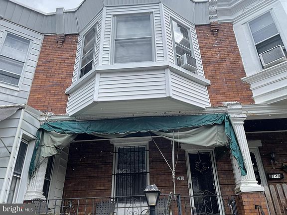 3rd image of 138 W Pomona St