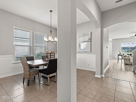 3rd image of 143 WILLOW LAKE Drive