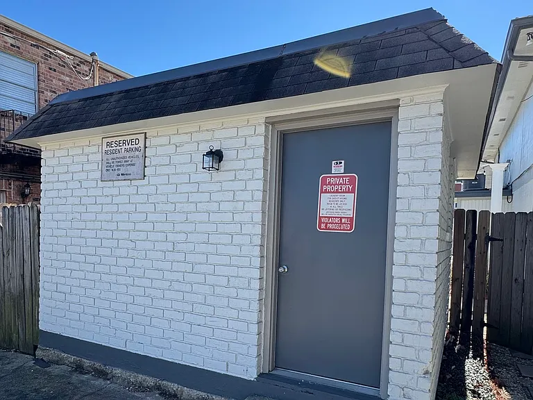 2413 Houma Blvd E — Photo 10