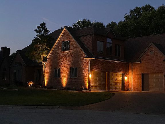 3-car garage view
