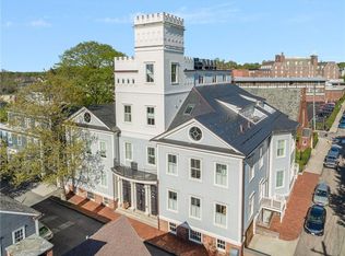 50 School St #5, Newport, RI 02840