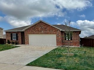 405 Frio River Rd, Red Oak, TX 75154