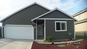 1st image of 16556 Greenleaf Ave SE