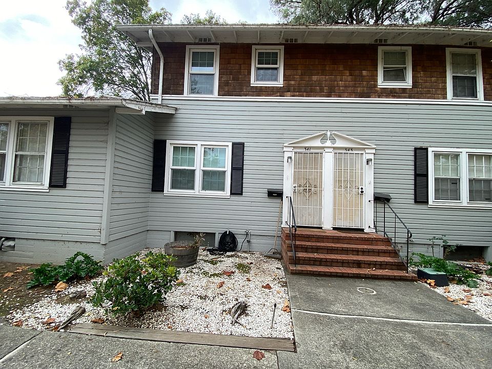 Unit to The Left Entrance #341.