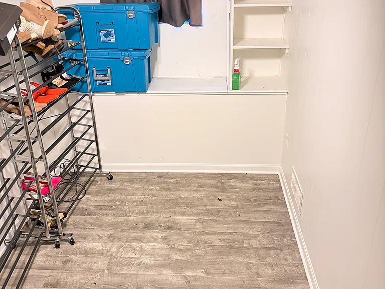 Small bed room