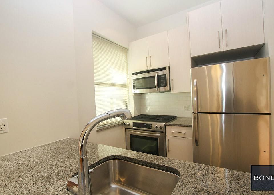 1st image of 129 E 97th St APT 4A