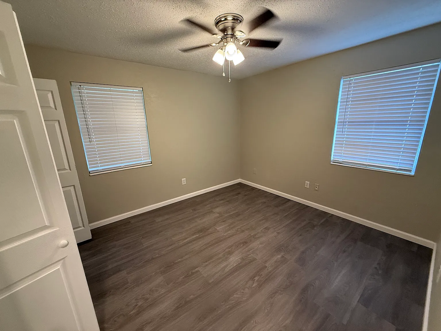 4 bed, 1458 sqft, $1,800 — Photo 4