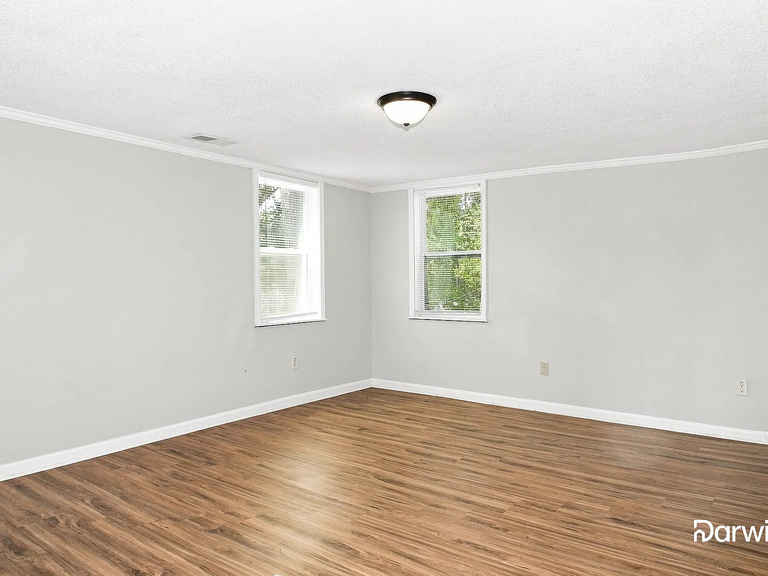 4 bed, 2.5 bath, 2490 sqft, $1,685 — Photo 4