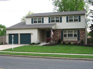 124 Hurffville Rd, Turnersville, NJ 08012