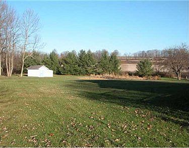 3rd image of 180 Birchwood Dr