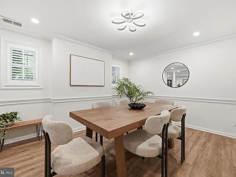 1200 E Capitol St NE #1 — Photo 9