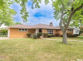 1411 Anna Rd, Pekin, IL 61554