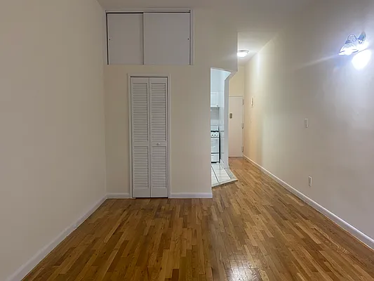 Rented by City Connections Realty | media 25