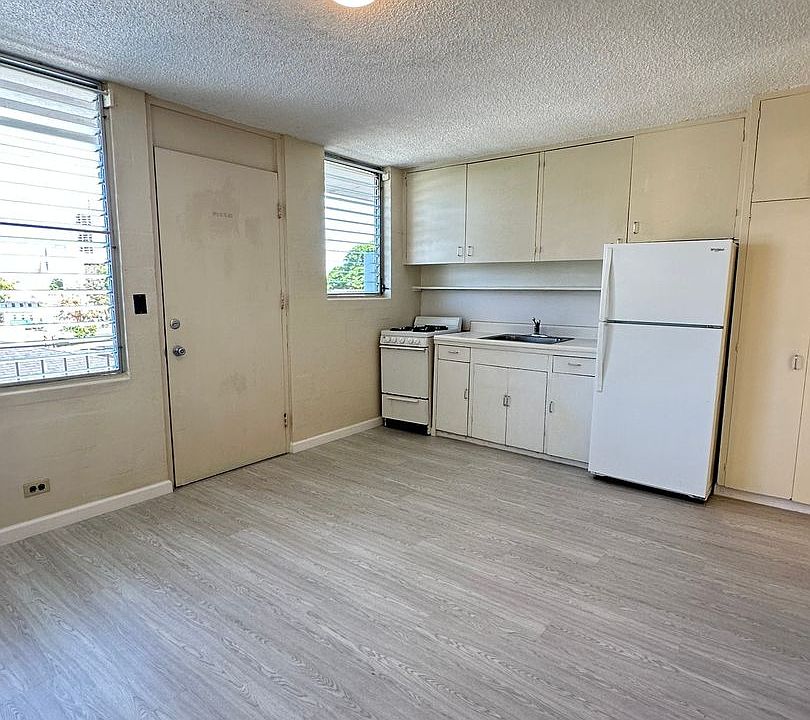 1st image of 1454 Pele St #303