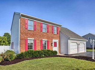 3680 N Sherman Extension St, Mount Wolf, PA 17347