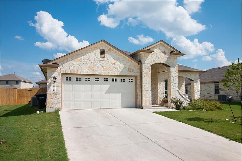 1st image of 2810 Sanderling Way