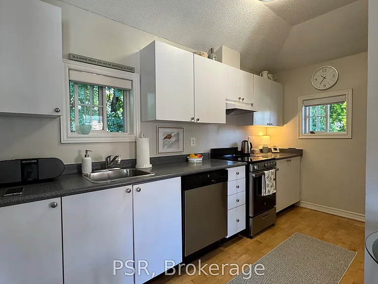 1361 Bayview Ave #CH1 — Photo 8