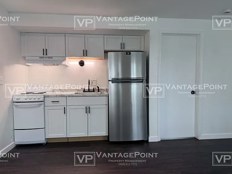 3251 W 4th St #19 — Photo 5