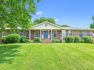 4716 Phoenix Dr, Hermitage, TN 37076