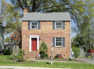 5121 N Carlin Springs Rd, Arlington, VA 22203