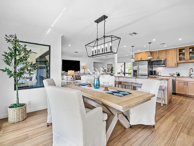 3660 Quail Ridge Dr N — Photo 24