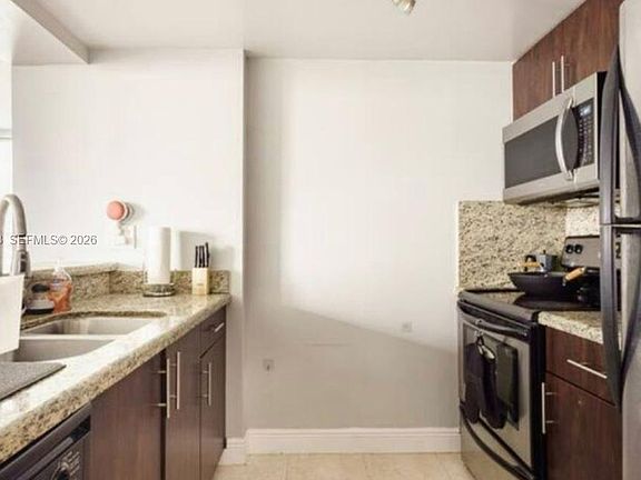 4th image of 800 N Miami Ave #1009