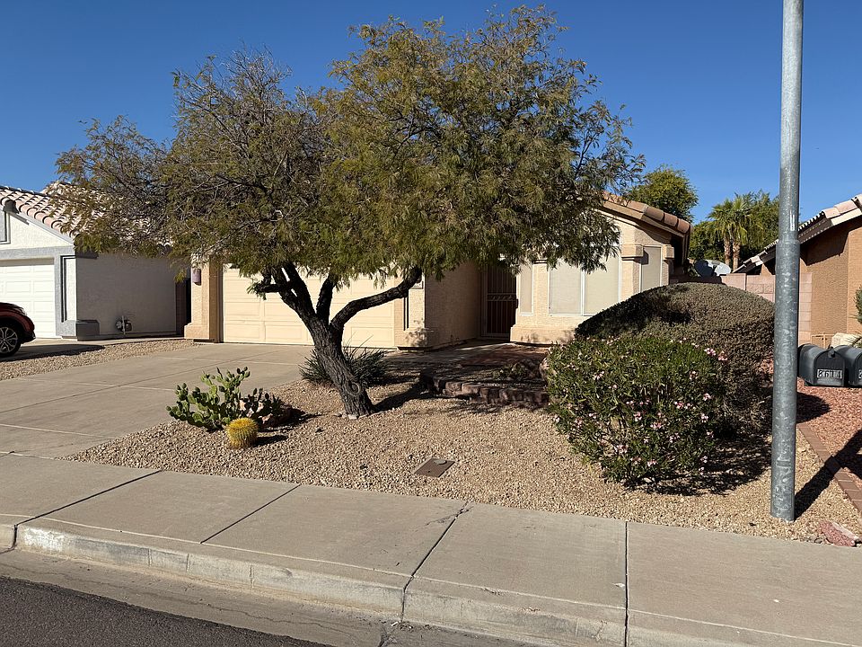 1st image of 8612 W Paradise Ln