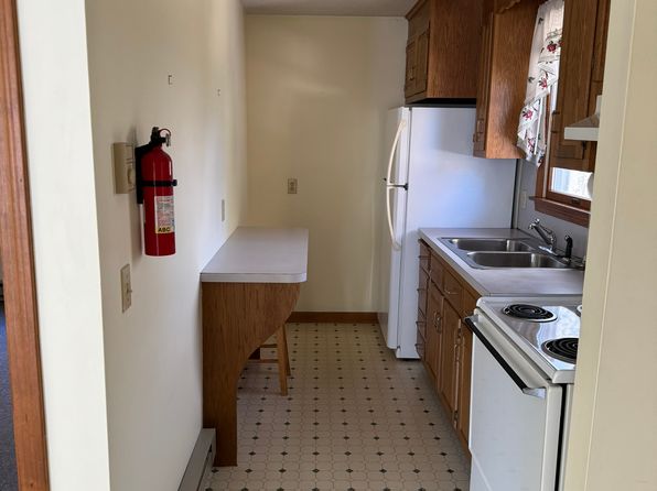 32 Cross St, Westerly, RI