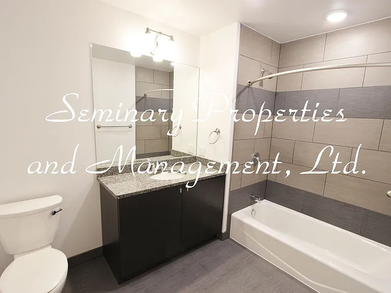 Prime Southport Corridor newer construction one-bedroom's — Photo 38