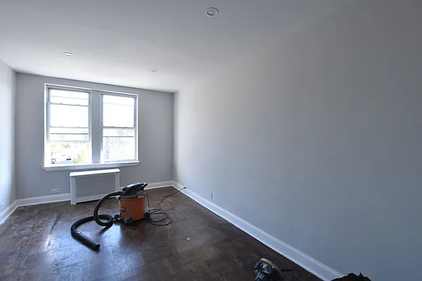 Rented by Clove Realty LLC | media 8