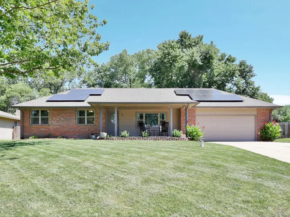 6 Argon Dr, Goddard, KS 67052