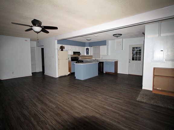 3rd image of 8 Alleyne Dr