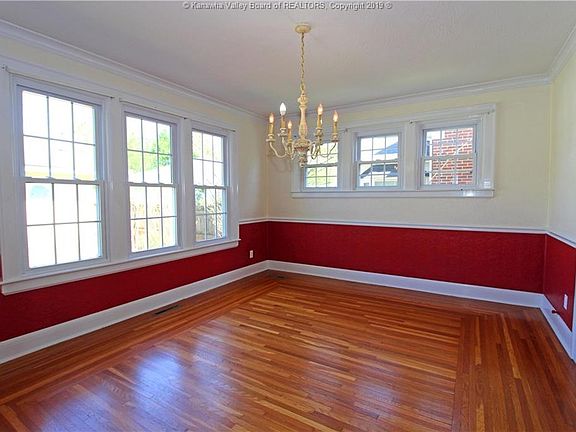 5th image of 3714 Noyes Ave SE