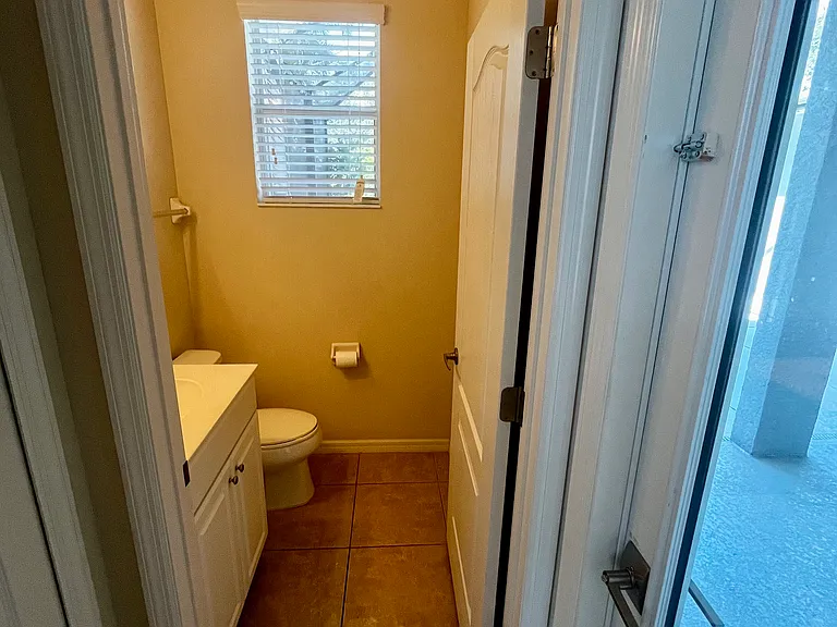 4726 Claremont Park Dr — Photo 22