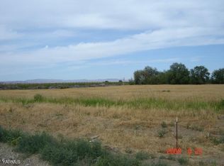 Nna Lateral B Rd, Wapato, WA 98951