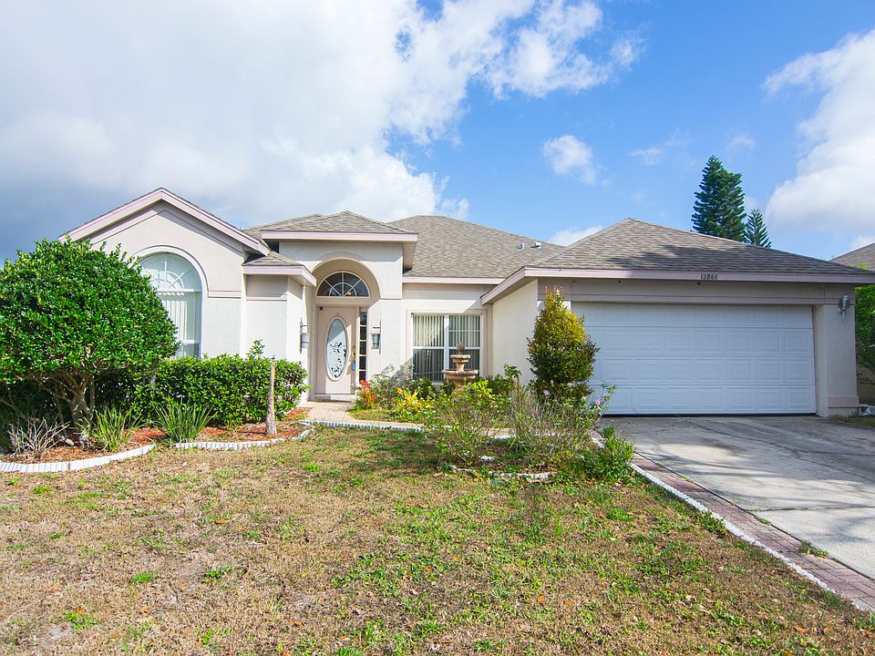 1st image of 12860 Waterhaven Cir