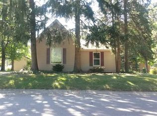 403 Indiana Ave, Argos, IN 46501