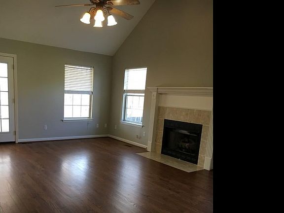 3rd image of 5507 Misty Valley Dr