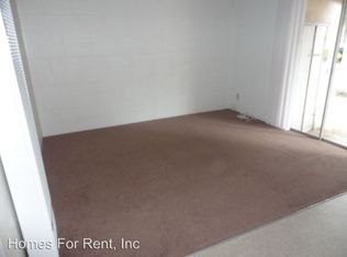 286 W Date Ave APT B, Porterville, CA 93257