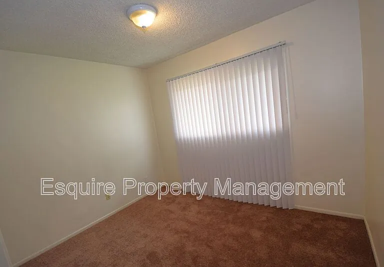 2050 N Ventura Rd #2 — Photo 12