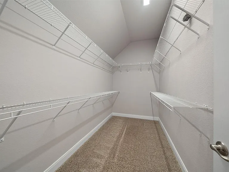 1524 N Blue Bonnet Ln — Photo 12
