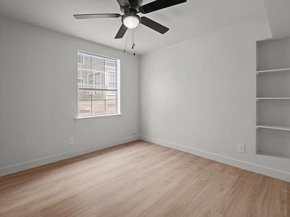 4th image of 525 W Houston St #525